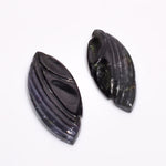 Load image into Gallery viewer, 100% Natural Tourmaline Hand Carved Leaf Pair, 19.5ct Green Tourmaline Leaf Shape Carving Beads, Loose Gemstones for Jewelry 25X11X3MM AG-62