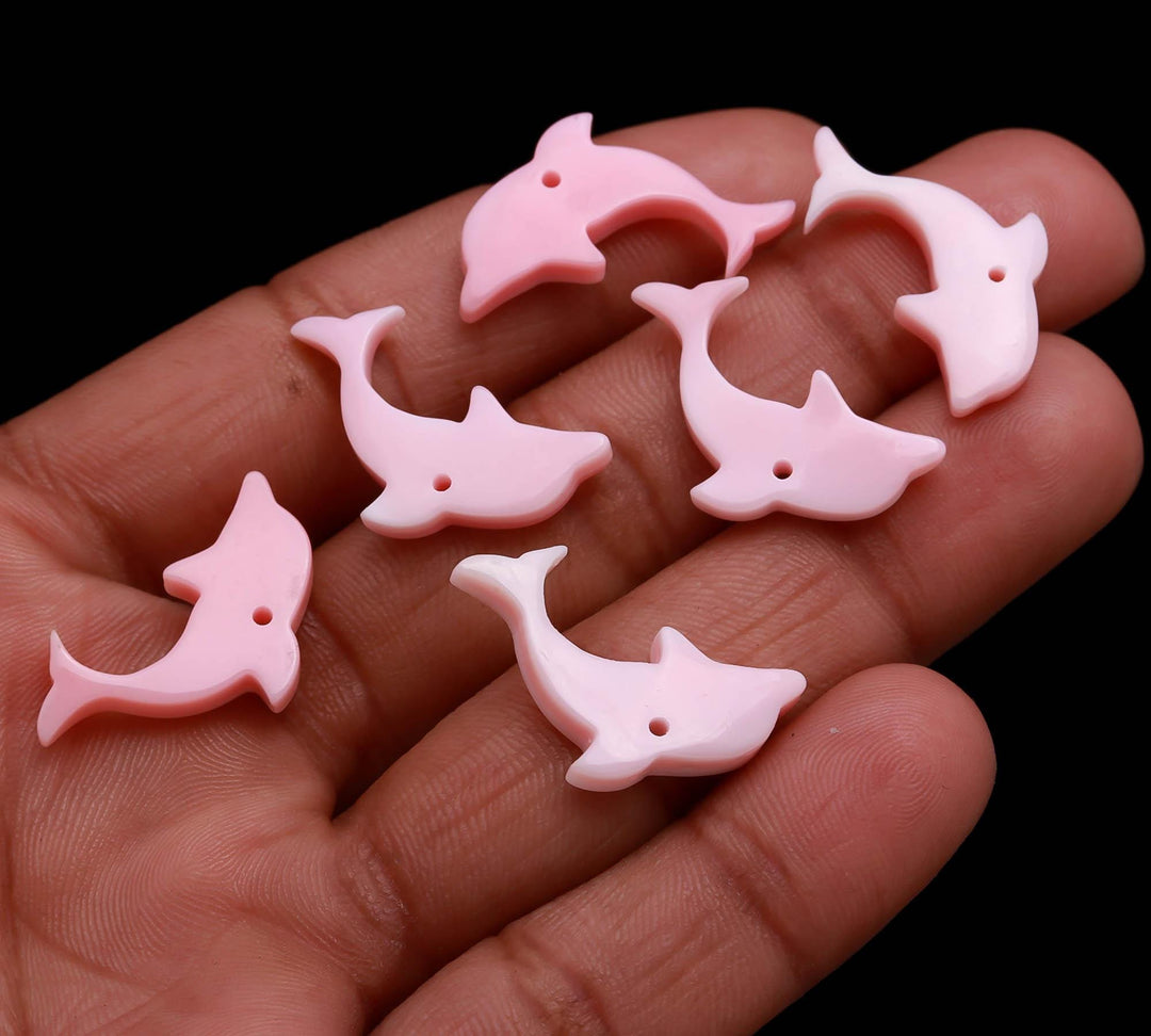 1 pc AAA Mother of Pearl Dolphin Shape Carving, Pink Pearl Dolphin Shape Beads, Top Drill Fish Charms for Jewelry Making, 23 MM, 1 PC