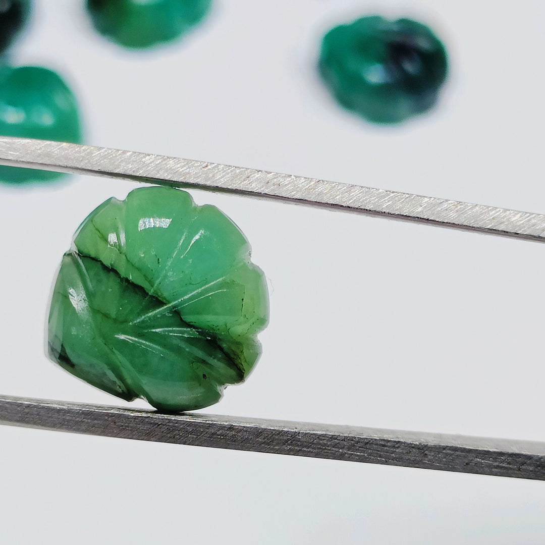 2,3,4,5 Pcs Natural  Emerald Hand Carved Shell Shape Gemstone, Hand Carved Ocean Shell Beads For Jewelery making , Craft Supply 10mm