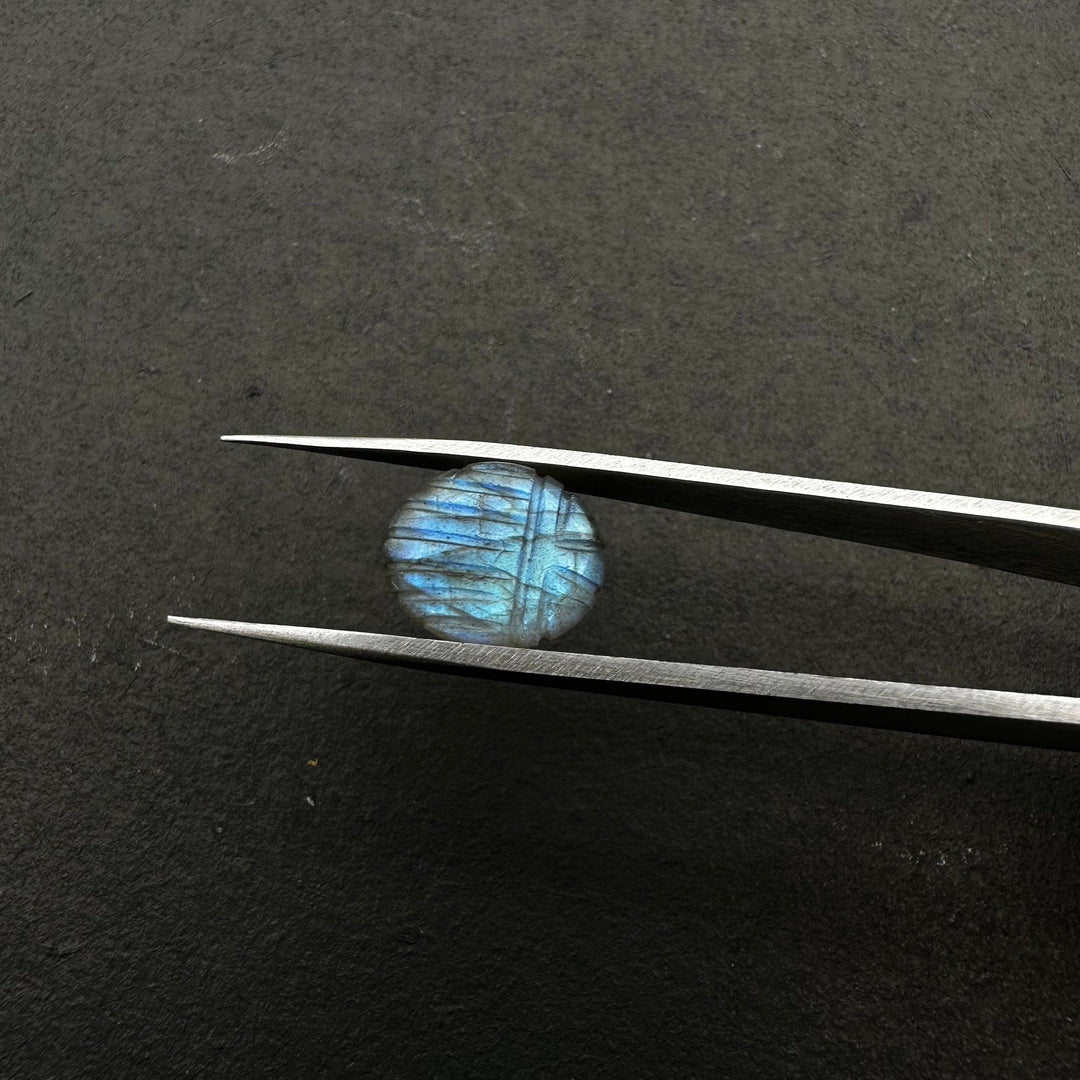 1,2,3,4,5 pcs Natural Labradorite Scarab Shape Gemstone Beads, Flashy Labradorite beetle Face Beads, Blue Fire Animal Carvings, 10X12 MM