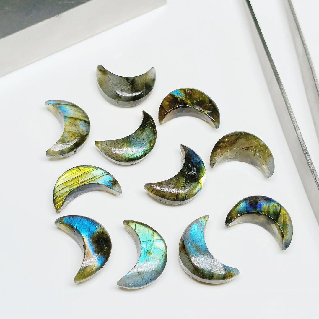 Flashy Labradorite Moon Shape Beads, Natural Labradorite Smooth Moon Shape Briolettes, Hand Carved Cresent Moon Charm Beads, 17 MM