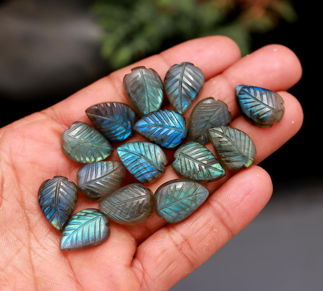 Flashy Labradorite Leaf Shape Beads, Carved Labradorite Leaf Shape Beads, 17 MM Loose Leaf Charms for Jewelry Making, Leaf Carving Gemstone