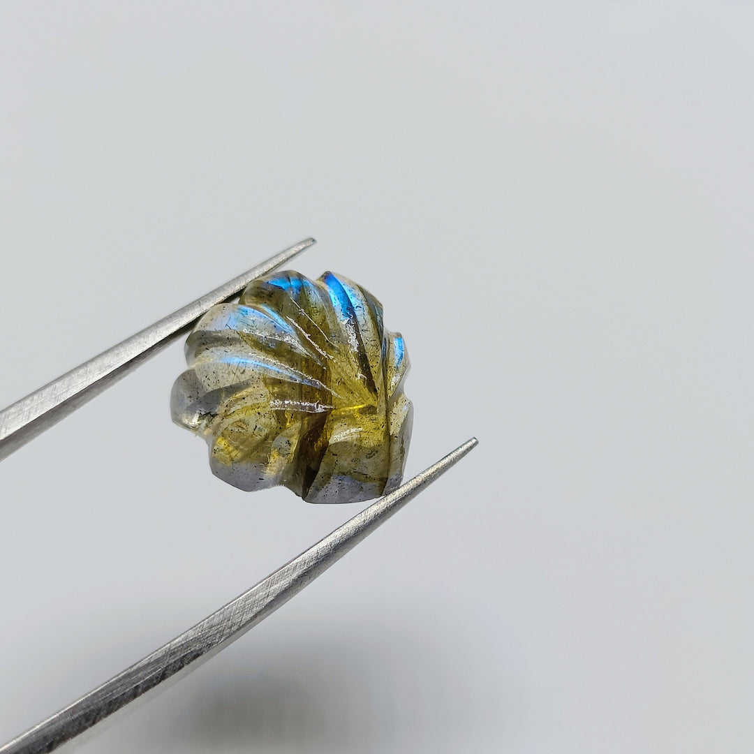2,3,4,5 Pcs Natural Labradorite Hand Carved Fancy Shape, Carved Fancy Shape Gemstone For Jewellery, Fancy Shape Gemstone, 10 mm