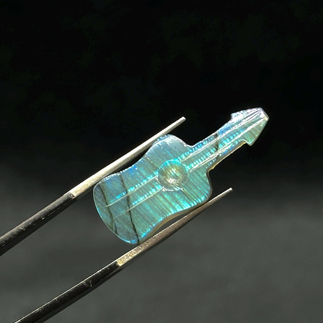 Flashy Labradorite Guitar Shape Carving Beads, Little Guitar Shape Hand Carved Gemstone, 26 MM, Miniature Guitar Gemstone, Tiny Charms