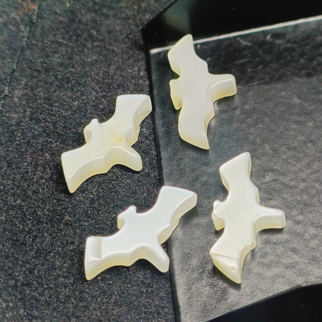 2,3,4,5 Pcs Natural Grey Moonstone Hand Carved Bat Shape, Bat Shape Gemstone For Jewellery, Bat Shape Gemstone, 20X10 mm
