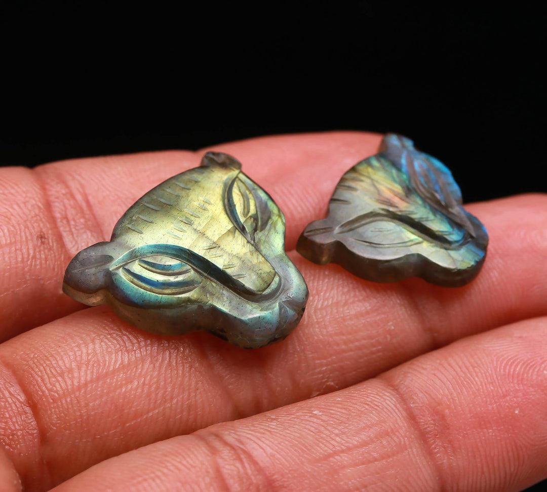 Flashy Labradorite Lion Face Carved Gemstone, Labradorite Crystal for Gifts, Reiki Healing