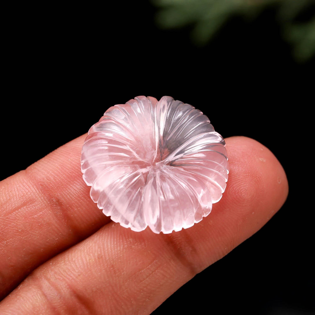 Natural Rose Quartz Hand Carved Flower Shape Stone, Flower Charms, 25 MM Reiki Healing Crystal Gifts, Floral Gemstones for Home Decor