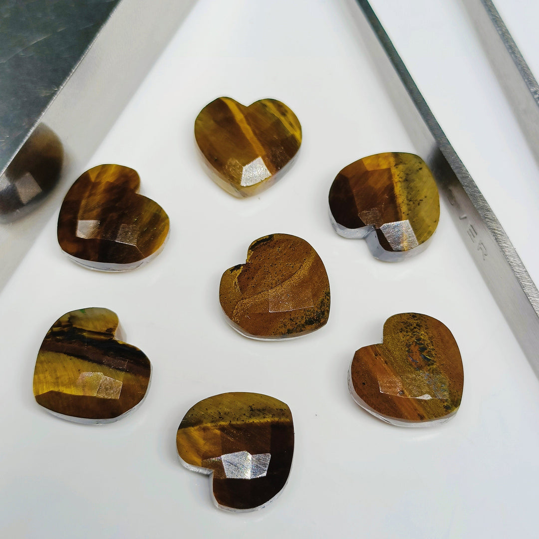 2,5,7,8,9,10 Pcs Natural Tiger Eye Heart Shape Gemstone, Faceted Hand Carved Heart loose gemstone,  Faceted Heart Shape Gemstone, 10mm