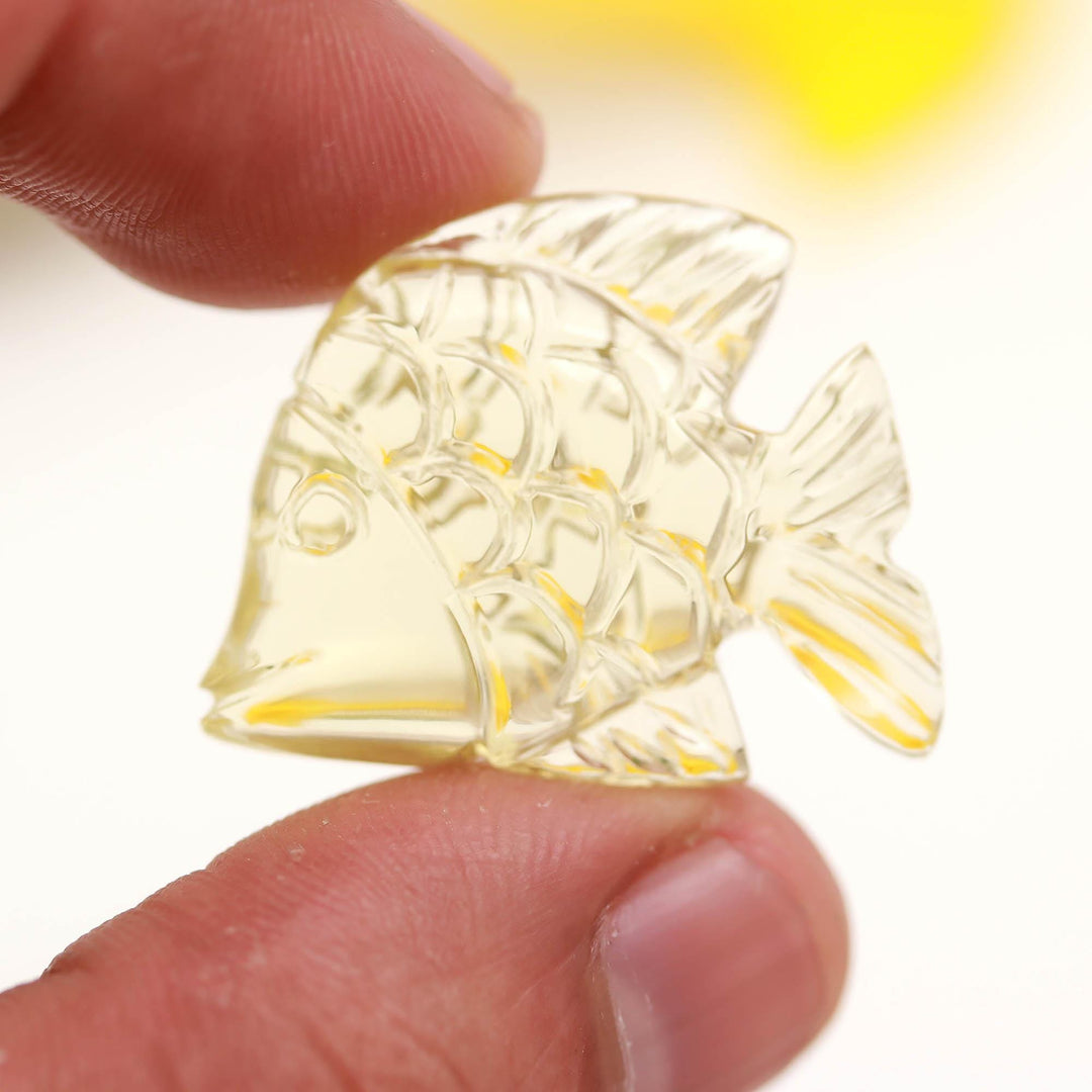 Natural Lemon Quartz Fish Shape Stone, Hand Carved Lemon Quartz Fish for Home Decor, 26 MM