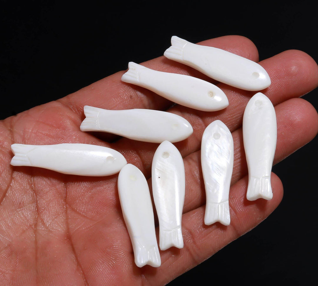 Smooth Carved Mother of Pearl Fish Beads, 30mm Gemstone Briolette's, Sea Creature Charms for Jewelry, Crystal Gifts
