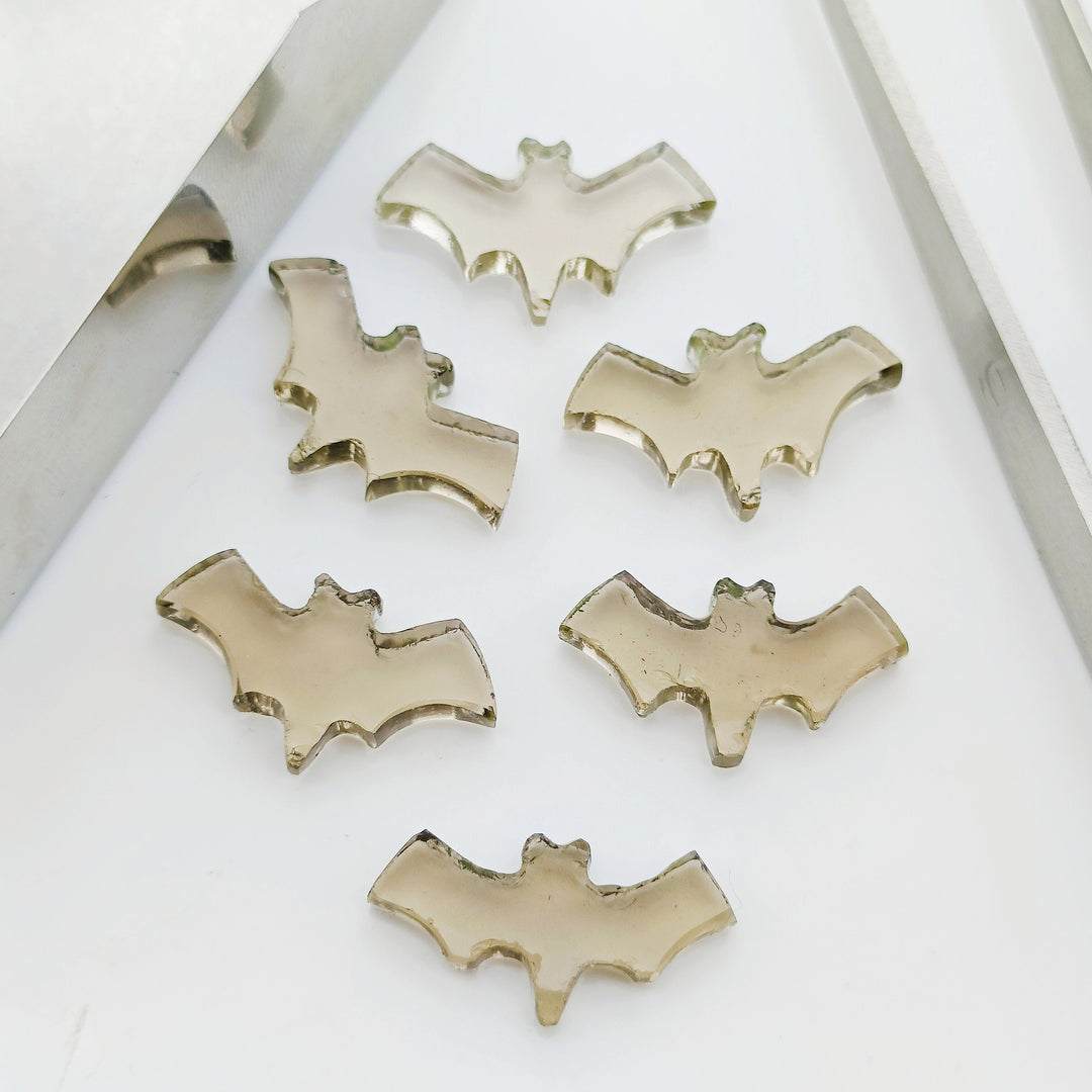 2,3,4,5 Pcs Natural Smokey Quartz Hand Carved Bat Shape, Bat Shape Gemstone For Jewellery, Bat Shape Gemstone, 20X10 mm
