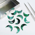 Load image into Gallery viewer, 5,6,7,8,9,10 pcs Natural Emerald Hand Carved Moon Shape Briolettes,  Faceted Carved Moon Shape Gemstone For Jewellery, Moon Briolettes 17 mm