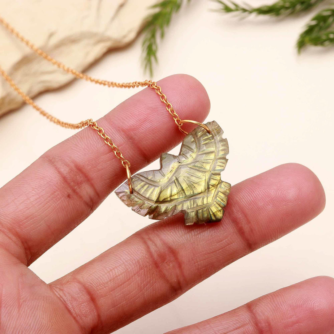 Natural Labradorite Eagle Necklace, Flashy Labradorite Hand Carved Eagle Necklace for Gift, 30 MM, Carved Bird Jewelry, Gift for Women's