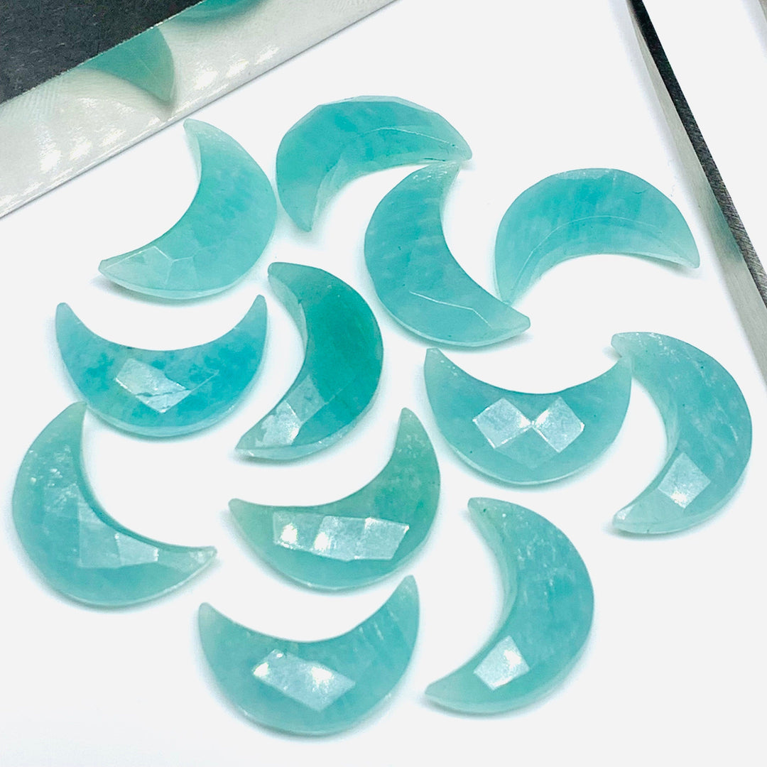 2,3,4,5,Pcs Natural Amazonite faceted Hand Carved Moon Shape Briolettes, Carved Moon Shape Gemstone For Jewellery,  facetedMoon Shape 17  mm