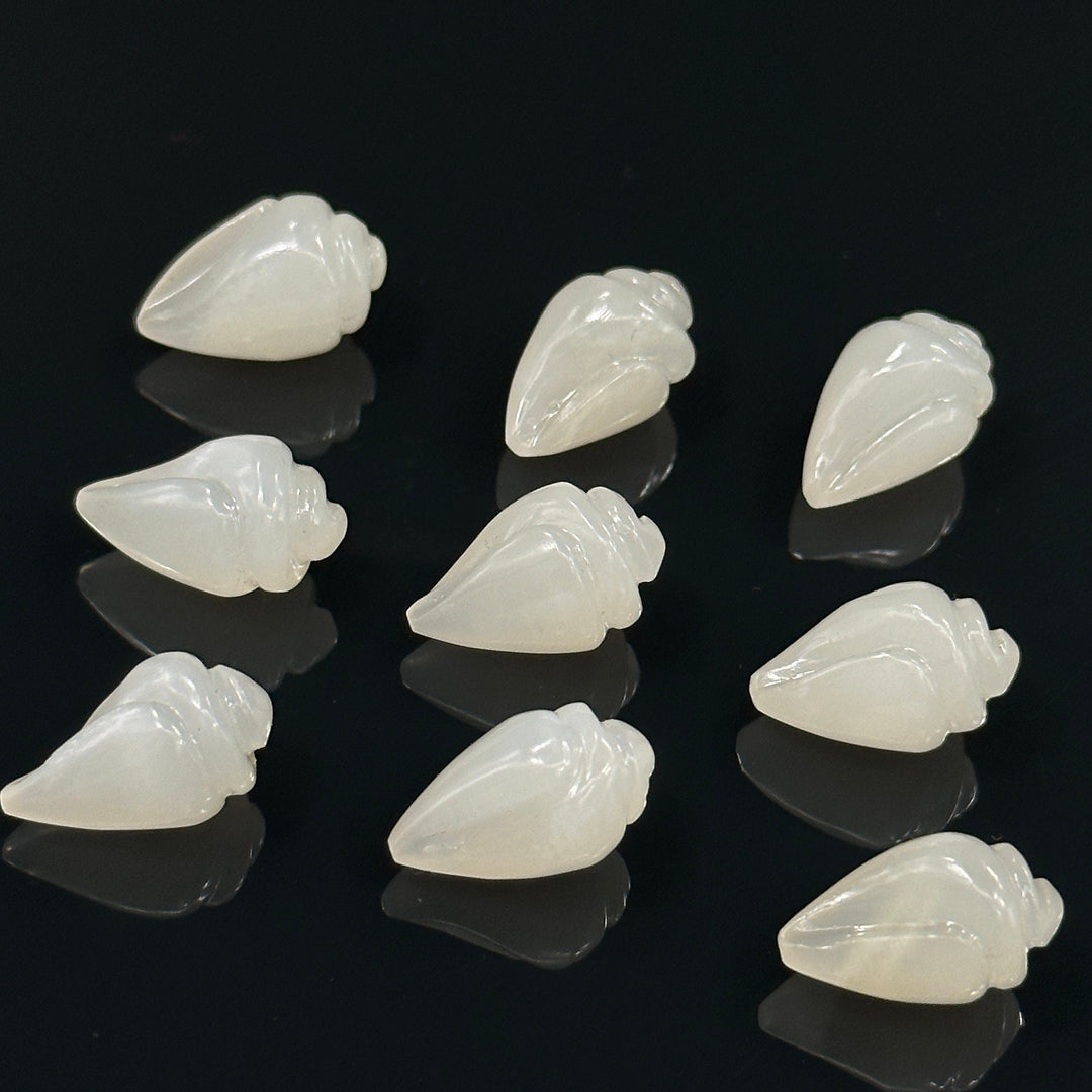 Natural White Moonstone Conch Shell Shape Beads, Smooth White Moonstone Gemstone Beads, Beach & Snail Shell Carved Gemstone Beads 18X10 mm