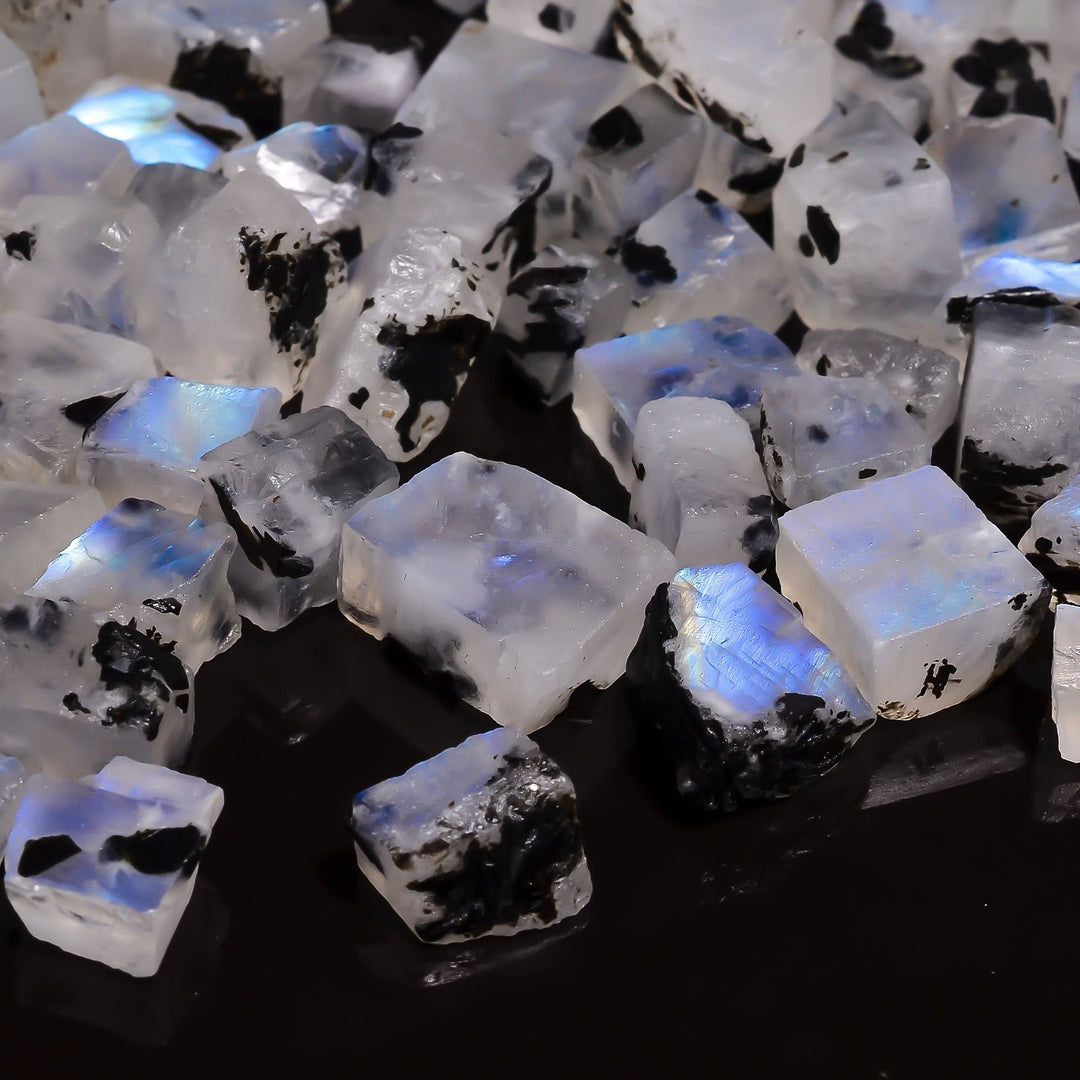 100 Ct. Dazzling AAA Quality 100% Natural Flashy Blue Rainbow Moonstone Rough Loose Gemstone Lot For Jewelry 6X5 12X9 mm AG-92