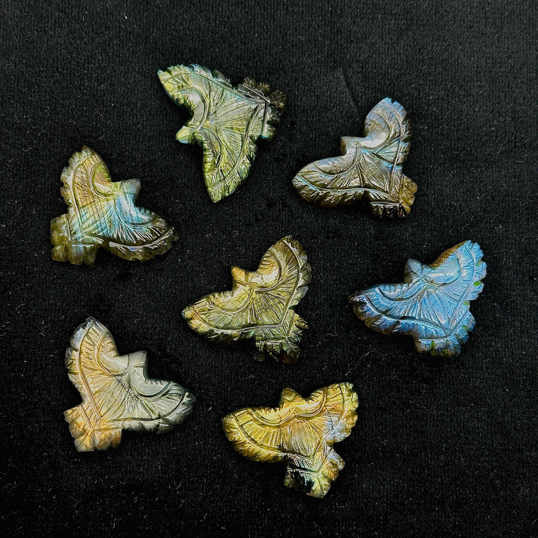 Flashy Carved Labradorite Eagle Shape Stone, Natural Labradorite Hand Carved Eagle Shape Gemstone, Jewelry Making, Bird Shape Beads, 30 MM