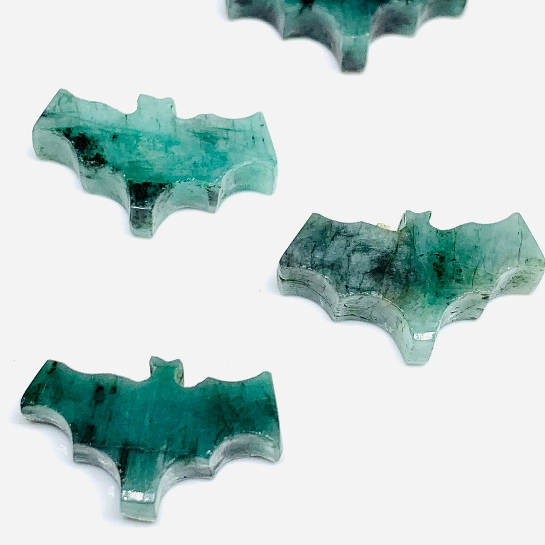 2,3,4,5 Pcs Natural Emerald Hand Carved Bat Shape, Bat Shape Gemstone For Jewellery, Bat Shape Gemstone, 20X10 mm