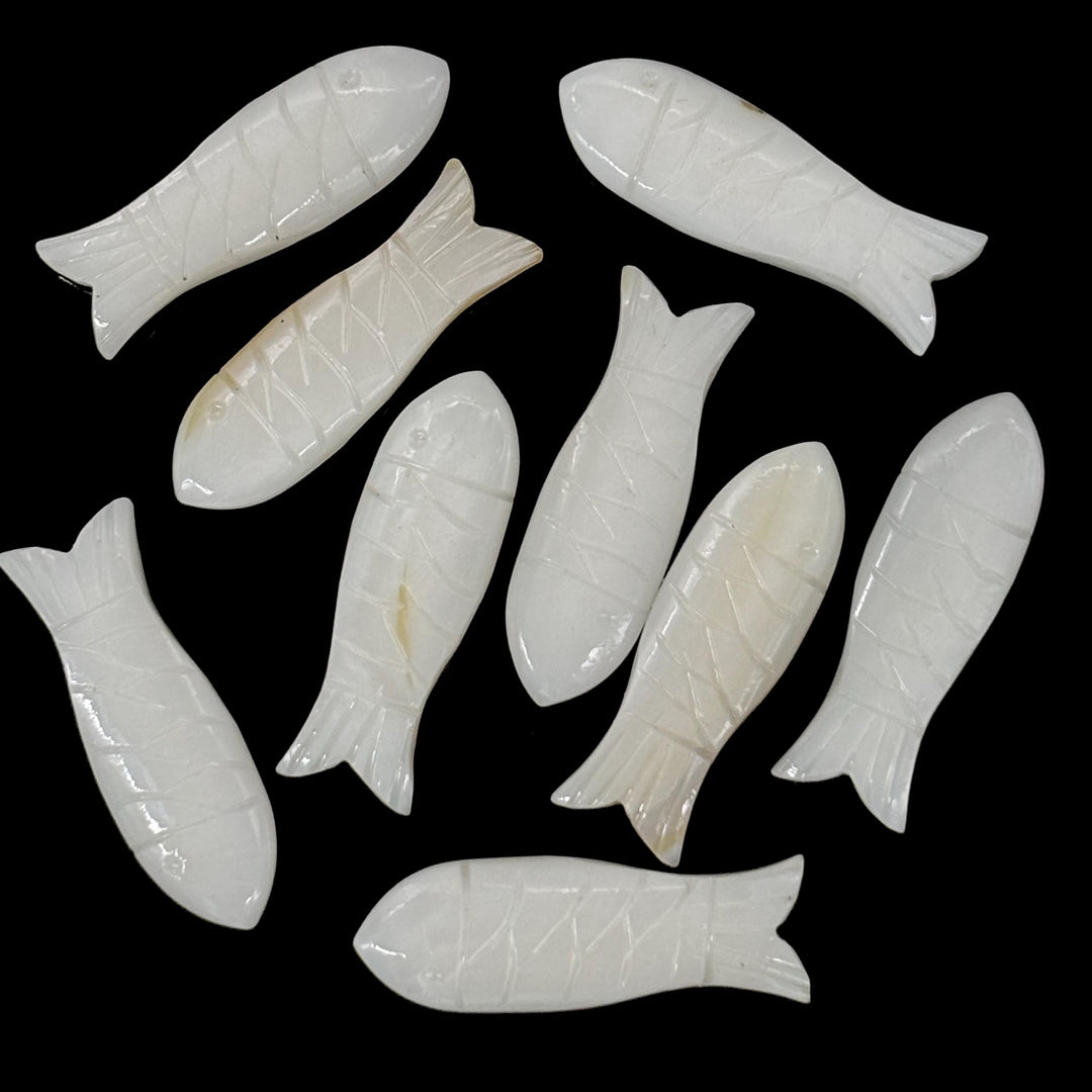 Natural Mother Of Pearl Fish Shape Carving Beads, Home Decor and Jewelry Making Fish Gemstones, 30 MM Loose Gemstone Fishes