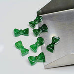 Load image into Gallery viewer, 2,3,4,5 Pcs Natural Green Strawberry Hand Carved Bow Shape, Bow Shape Gemstone For Jewellery, Bow Shape Gemstone, 12X6 mm