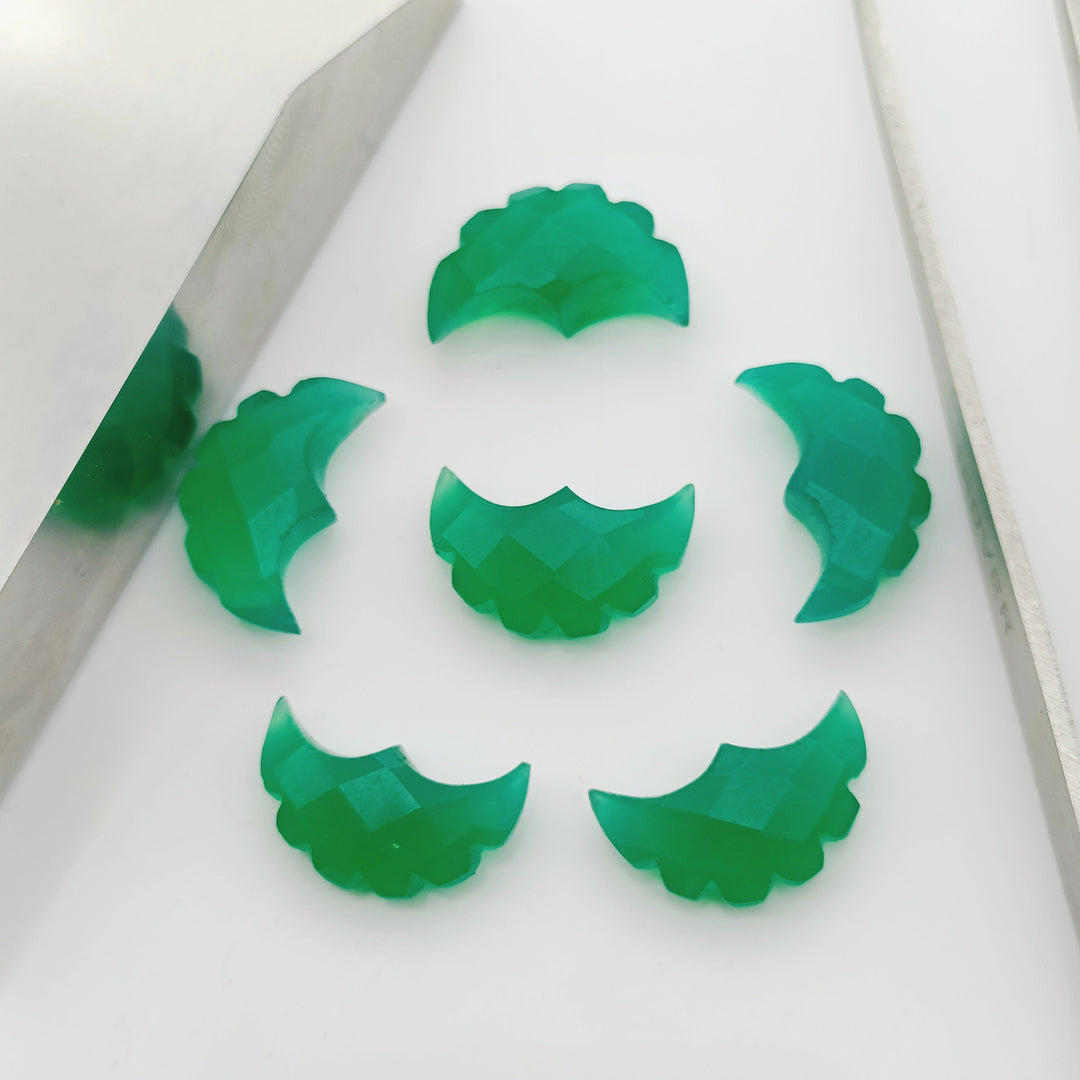 2,3,4,5,6 Pcs Natural Green Onyx faceted eagle Shape gemstone, Faceted Hand Carved eagle gemstone, fancy Shape Gemstone,16X10 mm