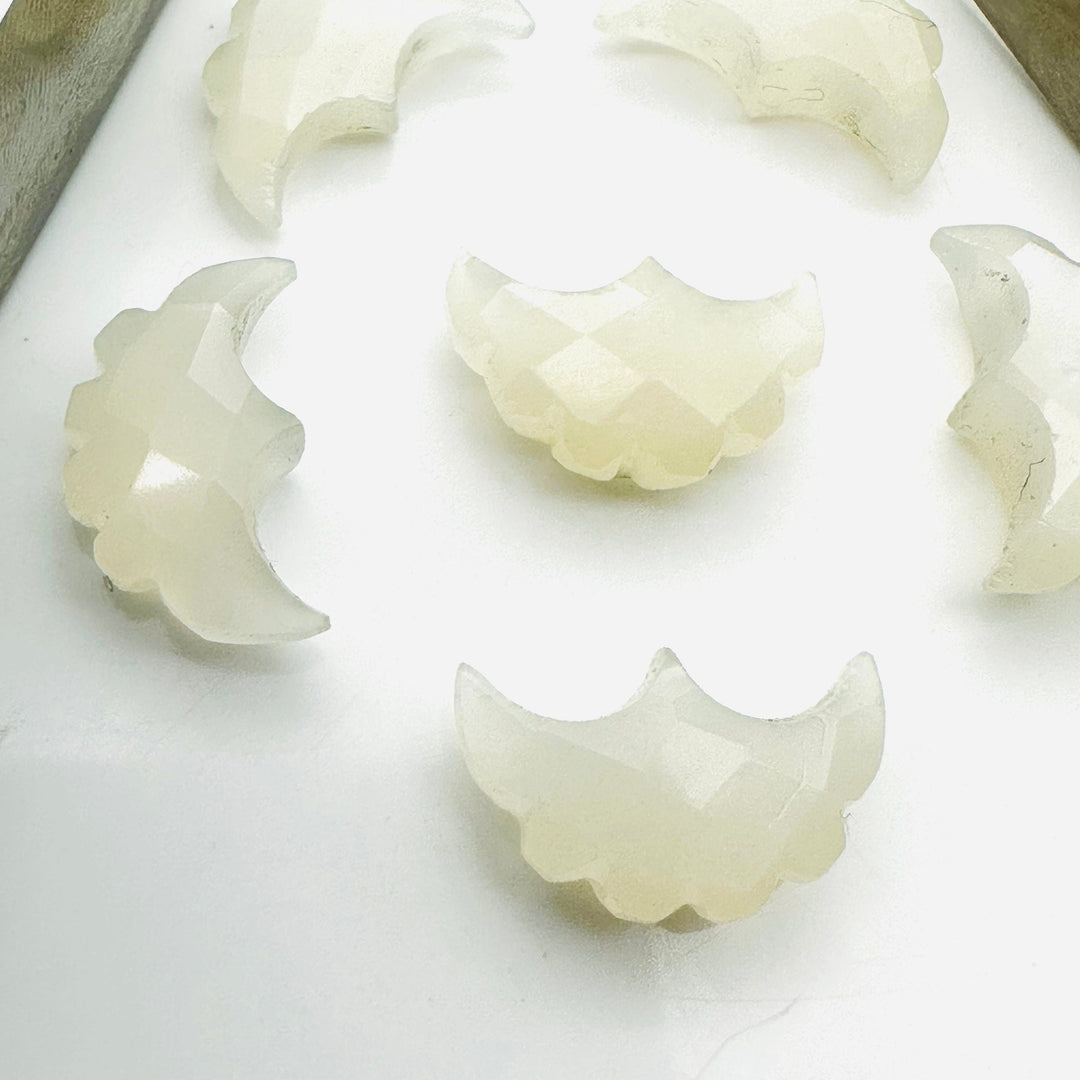 2,3,4,5,6 Pcs Natural  moonstone faceted eagle Shape gemstone, Faceted Hand Carved eagle gemstone, fancy Shape Gemstone,16X10 mm