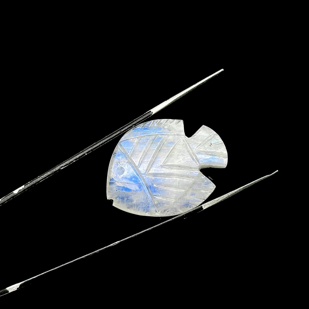 Hand Carved Rainbow Moonstone Fish Carving: Gemstone Jewelry Supply (21X27 MM)