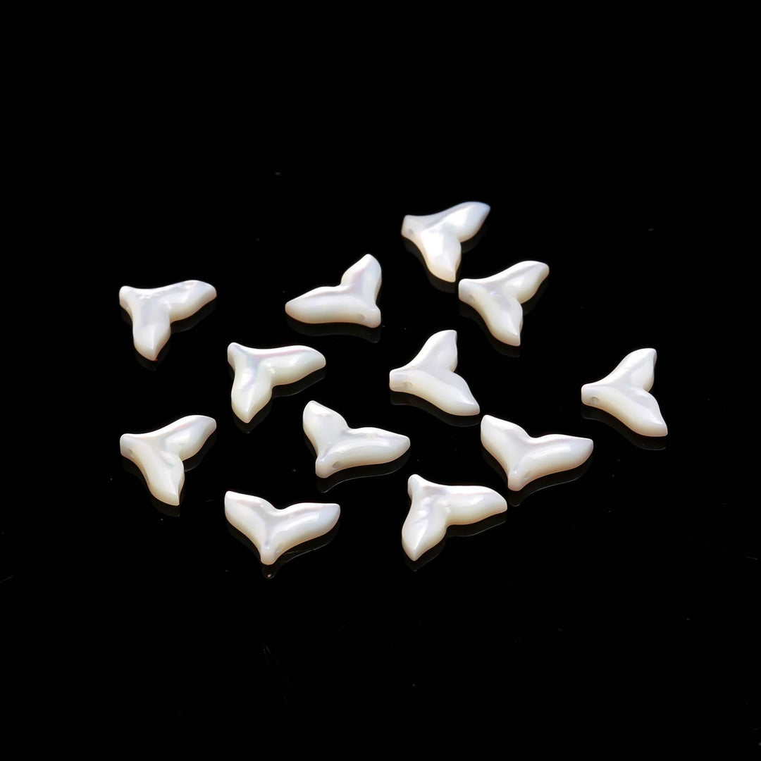 AAA Mother of Pearl Dolphin Tale Carving, White Pearl Dolphin Tale Shape Beads, Top Side Drill Fish Charms for Jewelry Making, 12 MM, 1 PC