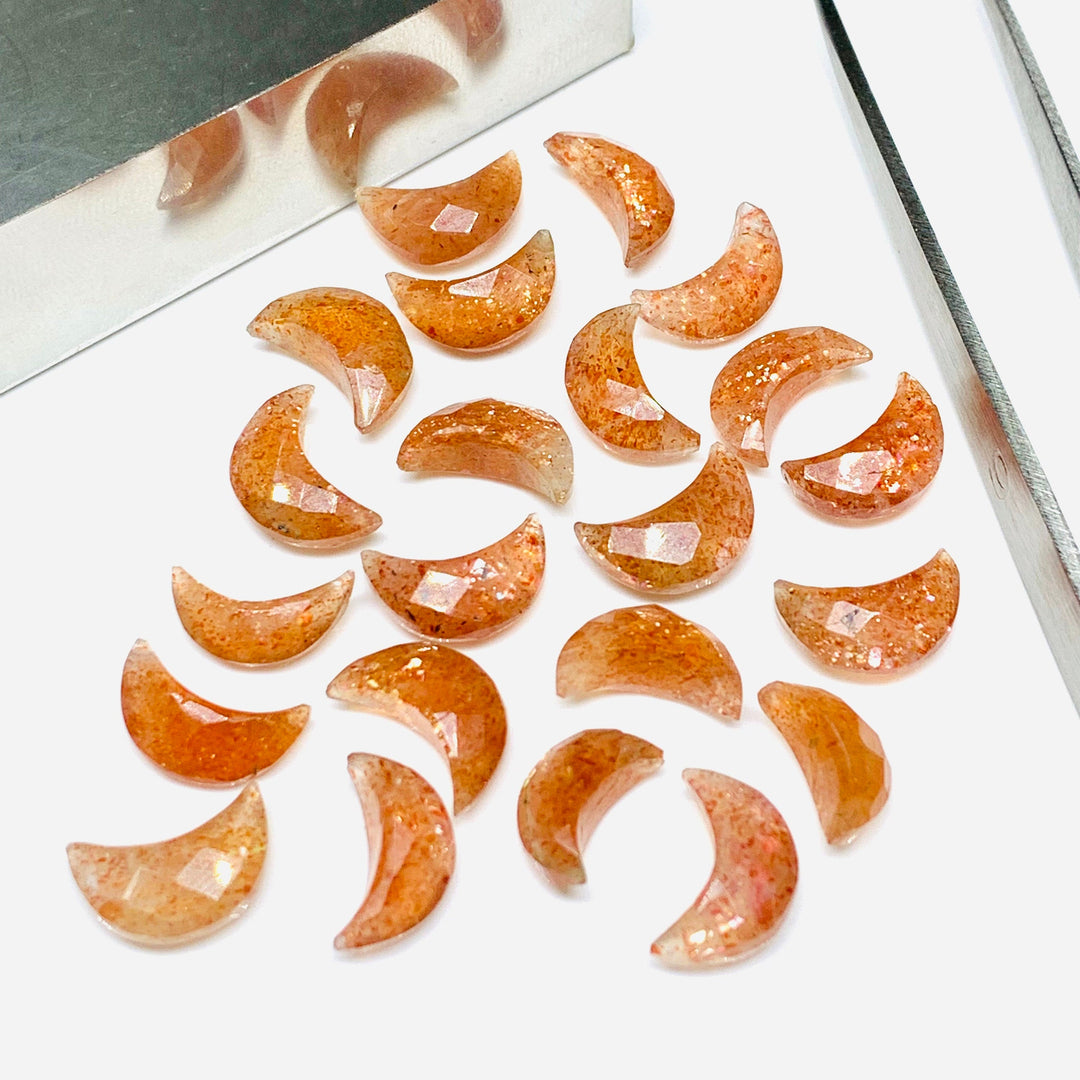2,3,4,5,6 Pcs Natural Red Sunstone Moon Shape Beads, Faceted Hand Carved Gemstone Beads, Moon Shape Gemstones, Crescent Beads 12 mm