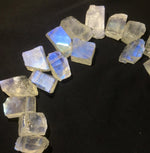 Load image into Gallery viewer, 1 strand 20pcs AAA Quality Natural Flashy Blue Moonstone Rough slice briolette,rainbow moonstone gemstone for jewellery7-10mm