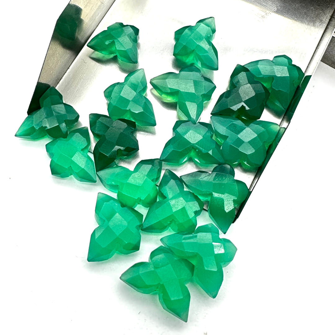 2,3,4,5 pcs Natural Green Onyx Butterfly Shape Carving, Hand Carved Butterfly Shape Faceted Gemstone, Animal Jewelry, Fancy Beads 14x10 MM