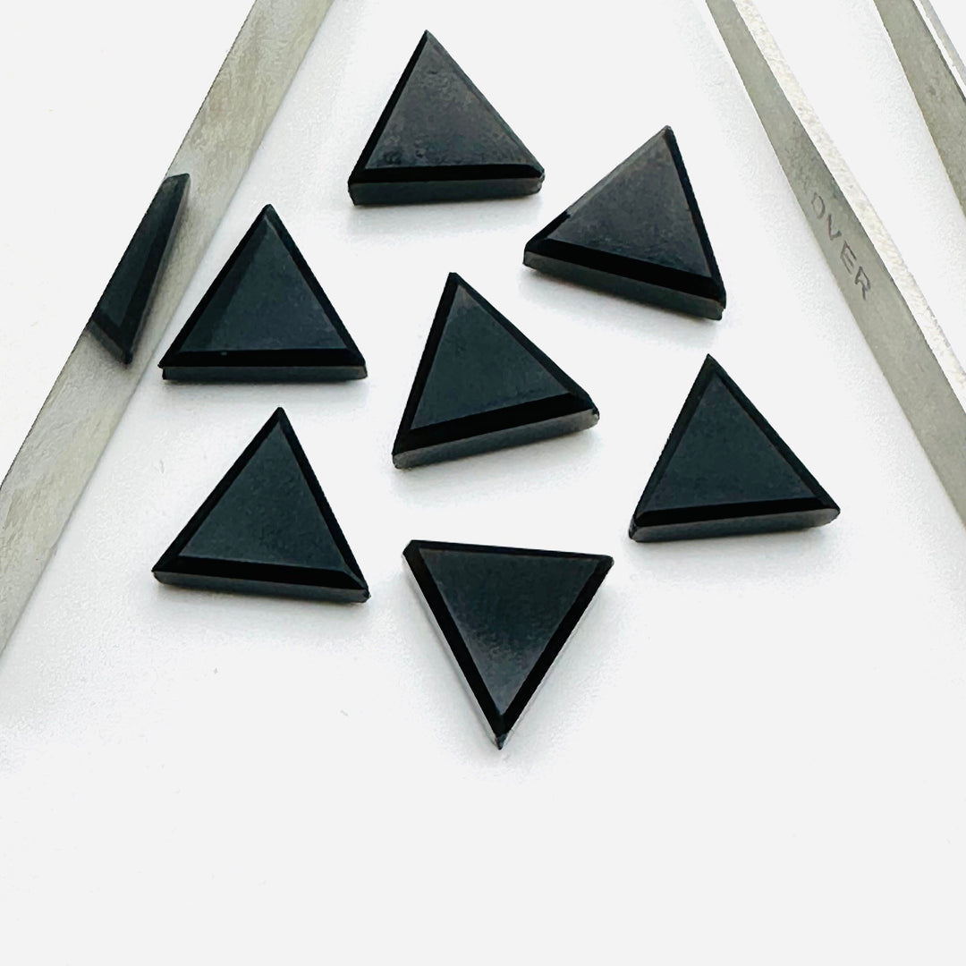 AAA Quality 100% Natural black onyx Triangle Shape Loose Gemstone, Triangle Shape Loose Gemstone, Gemstone For Jewlery,12mm
