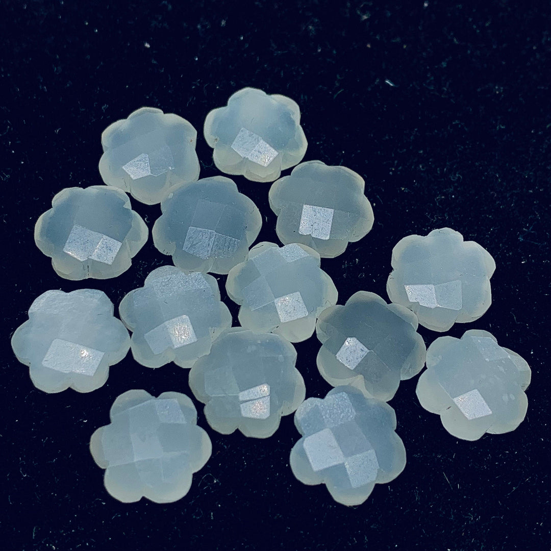 2,3,4,5 Pcs Natural White Moonstone Hand Carved Flower Shape, Carved Flower Shape Gemstone For Jewellery, Flower Shape Gemstone, 10 mm