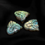 Load image into Gallery viewer, 1 PC Flashy Labradorite Lion Face Carving, Labradorite Crystal for Gifts, Reiki Healing, 25 MM