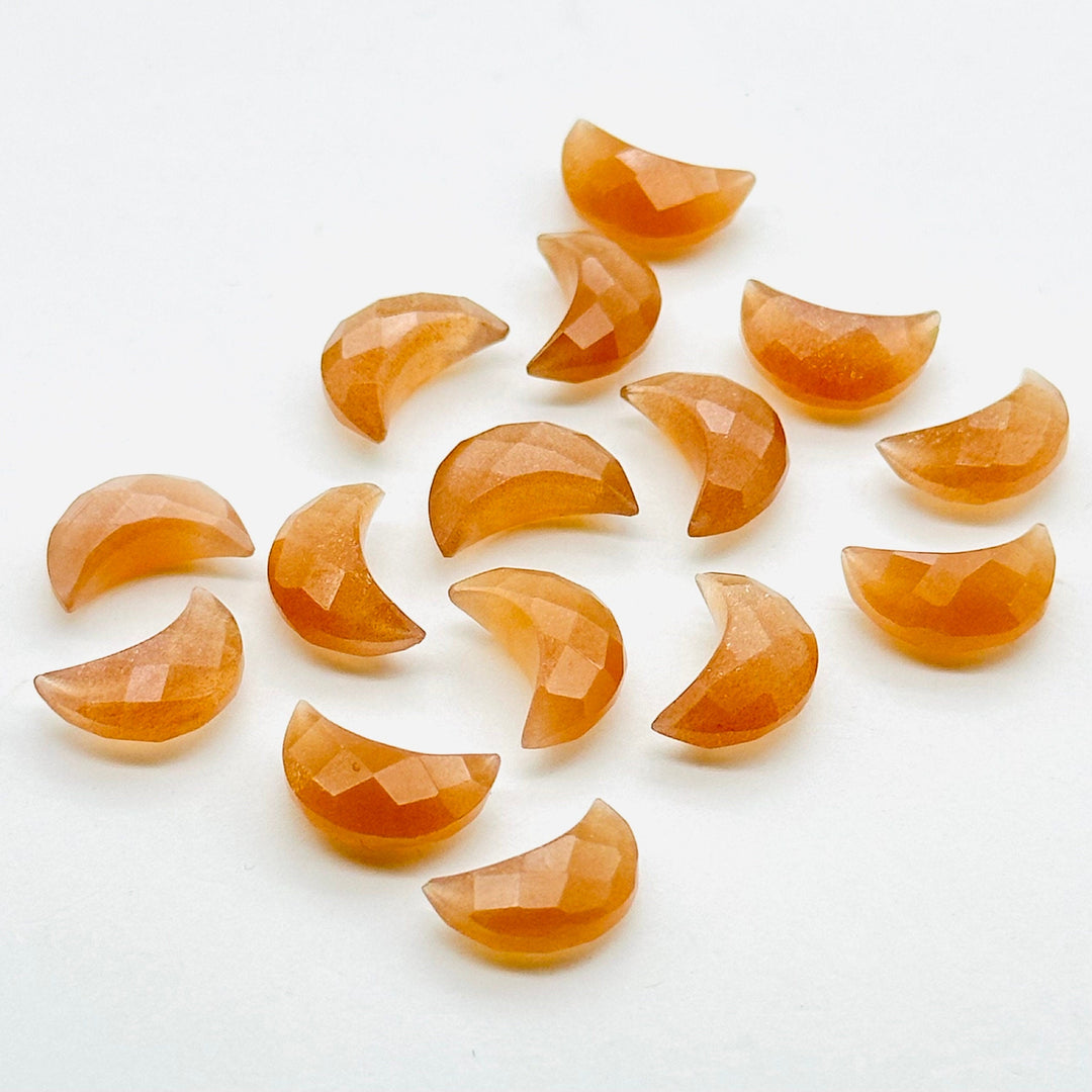 2,3,4,5Pcs Natural peach moonstone Hand Carved Moon Shape Briolette, Carved Moon Shape Gemstone Jewelry, Faceted Moon Shape Briolette 12x7mm