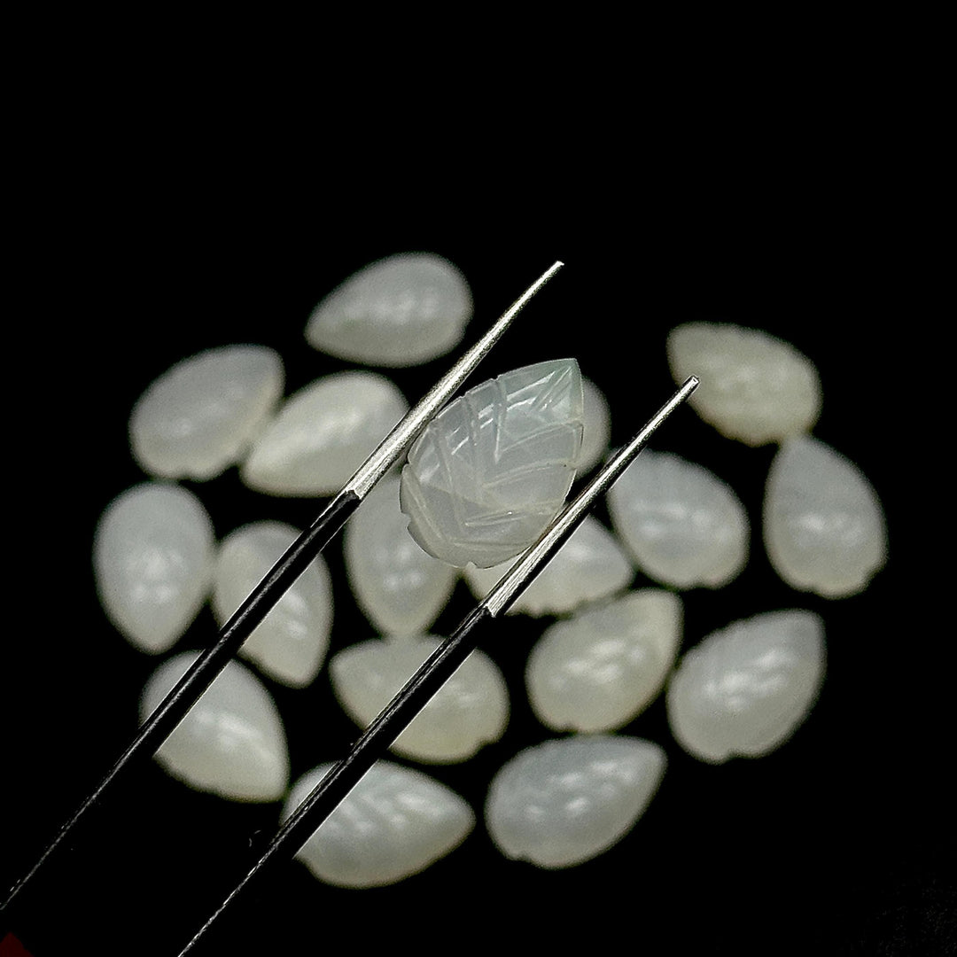 Natural White Moonstone Leaf Shape Briolettes, AAA Moonstone Hand Carved Leaf Shape Gemstone Beads, Leaf Beads, 14 MM Loose Leaf Charms