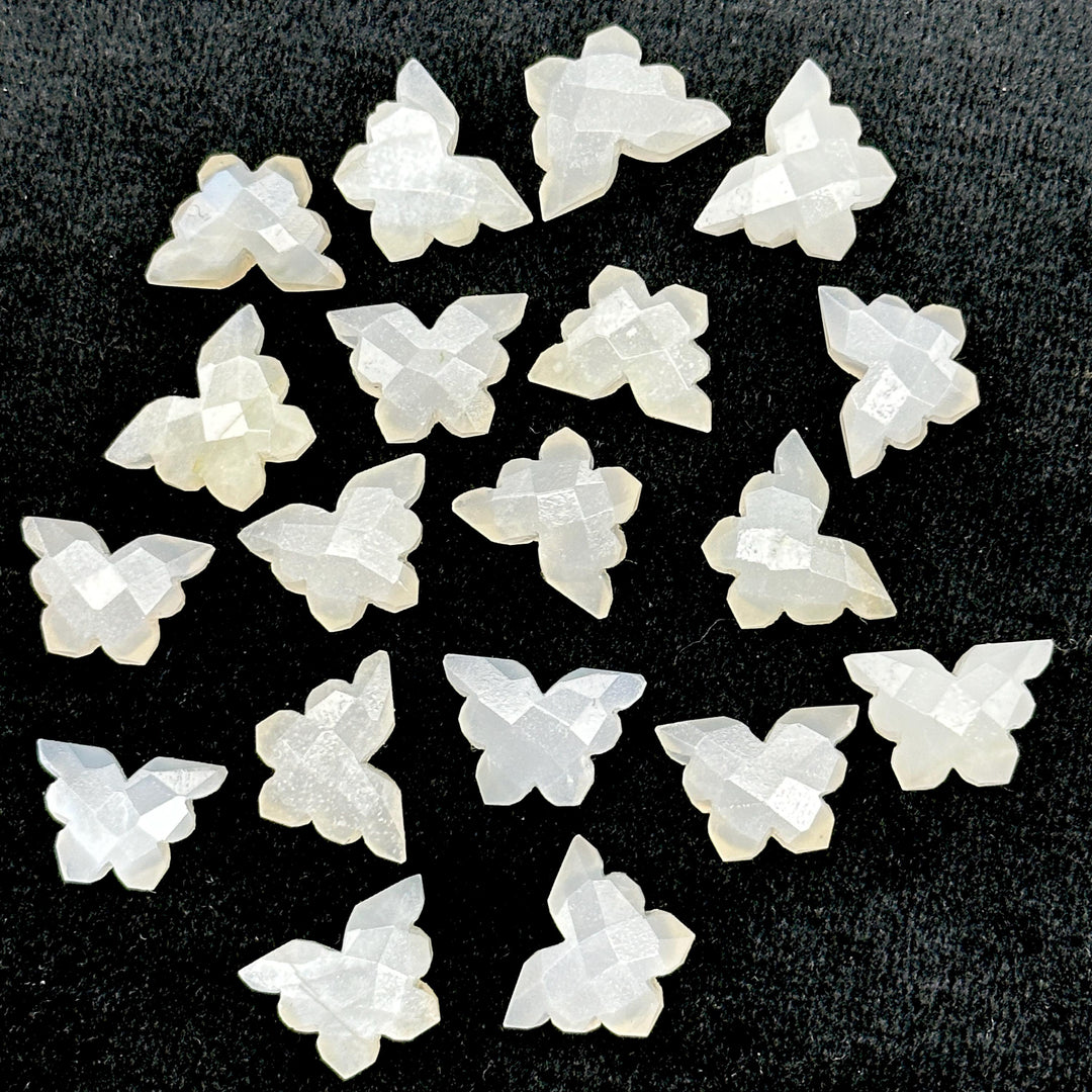 Natural White Moonstone Butterfly Shape Carving Beads, Faceted Butterfly Gemstone, Animal Carving Beads For Jewelry, Charm Beads 14x10MM