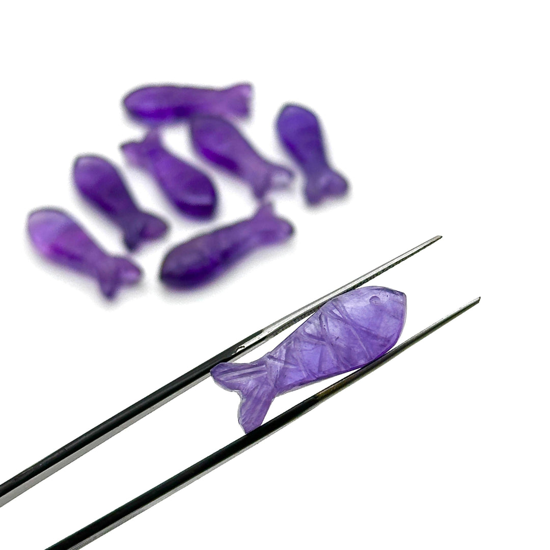 Carved Amethyst Fish Charm: Natural Purple Crystal Briolette (25mm)