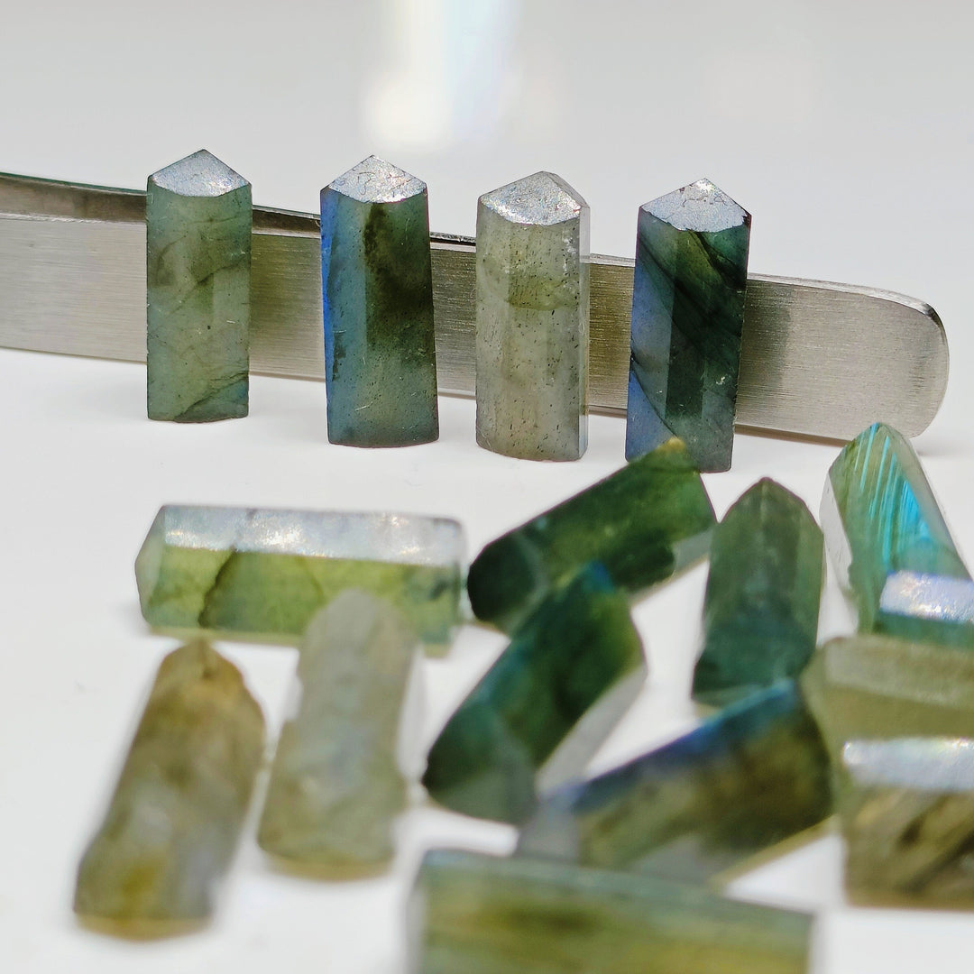 Natural Faceted Labradorite Pencil Gemstone: Jewelry Making (15X6 mm)