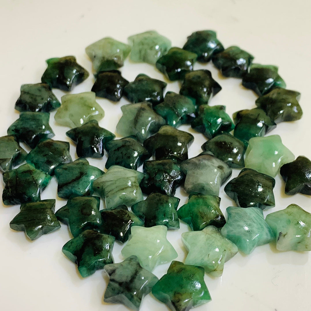 Amazing Natural Emerald Smooth Star Beads, Faceted Hand Carved Star Shape Briolettes, Green Emerald Star Charm For Jewelry Making, 10 MM