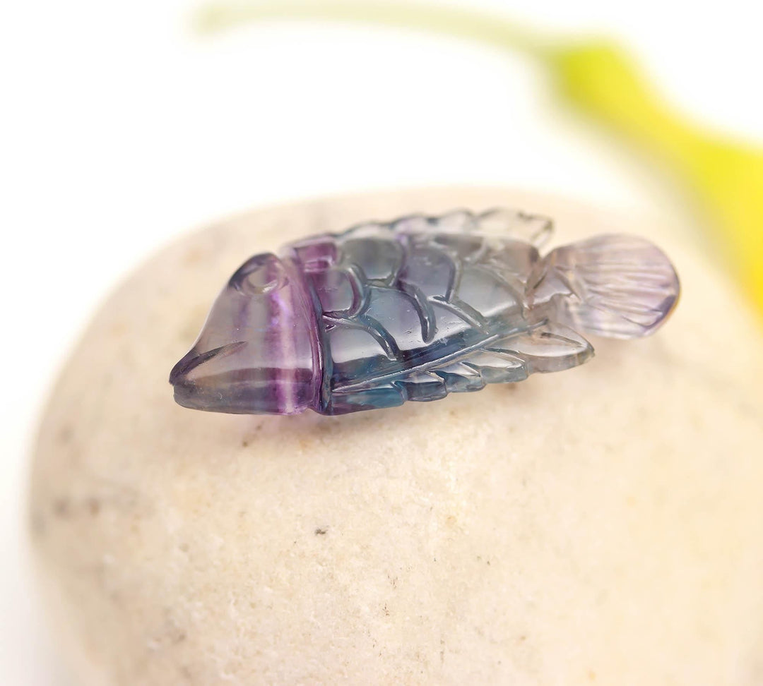 Natural Fluorite Fish Shape Stone, Multi Fluorite Fish Shape Gemstone, Sea Fishes for Home Decor, Crystal Gifts 14X33 MM