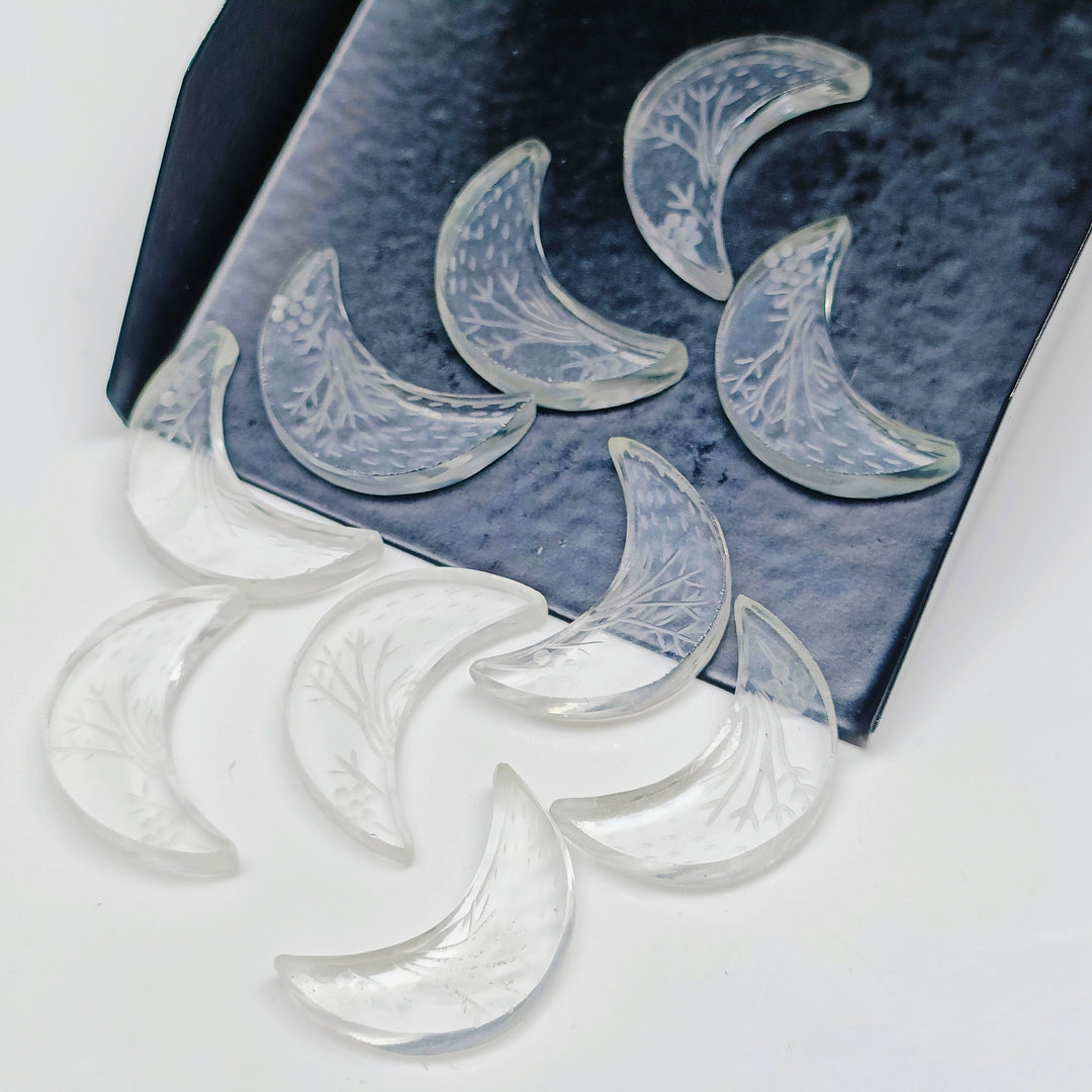 1,2,3,4 Pcs Natural crystal quartz Hand Carved moon Shape, Carved moon Shape Gemstone For Jewellery,moon Shape Gemstone, 17mm
