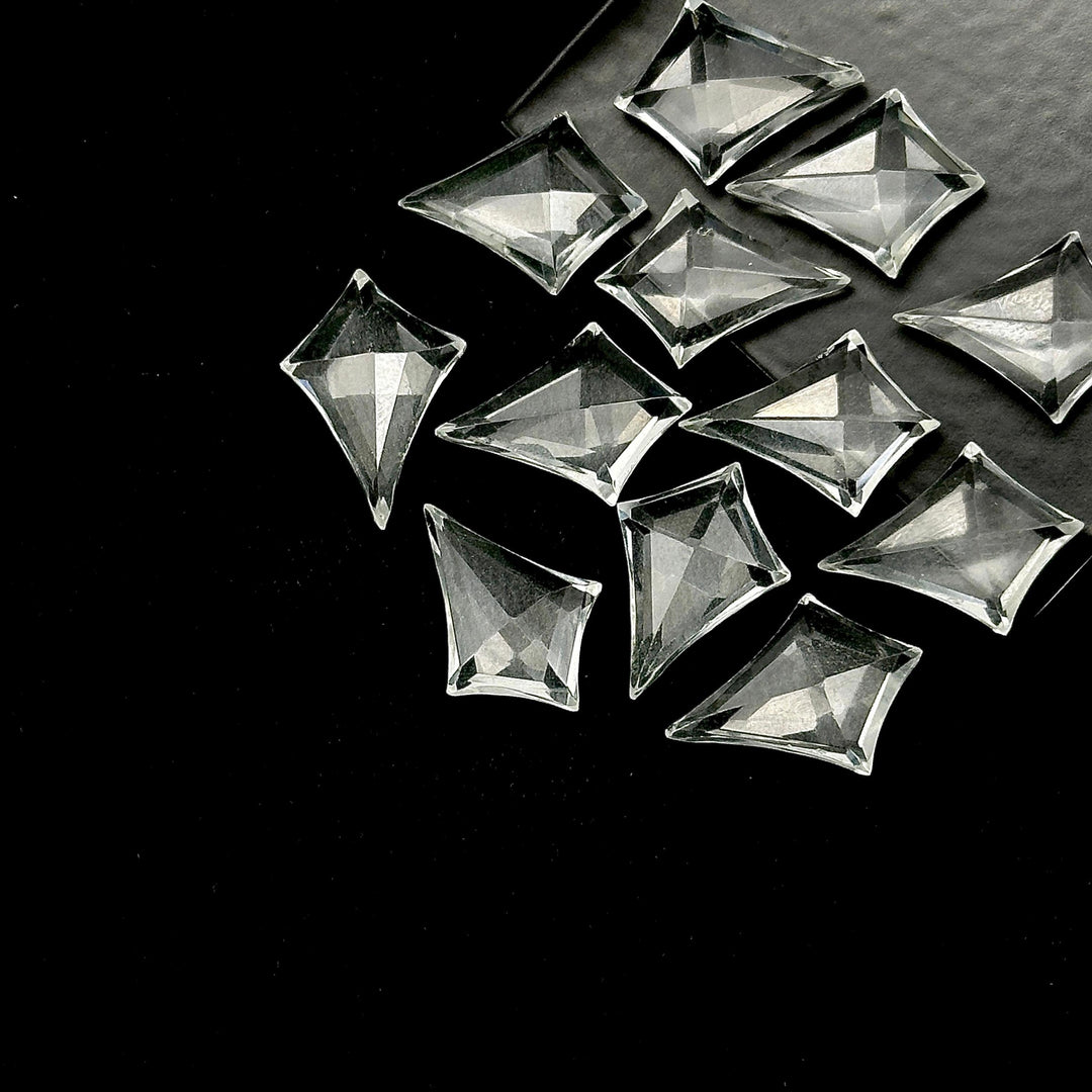 Clear Crystal Quartz Kite Shape Beads, Hand Carved Faceted Kite Shape Stone, Kite Shape Charms for Jewelry Making, 16 MM Gemstone Carvings
