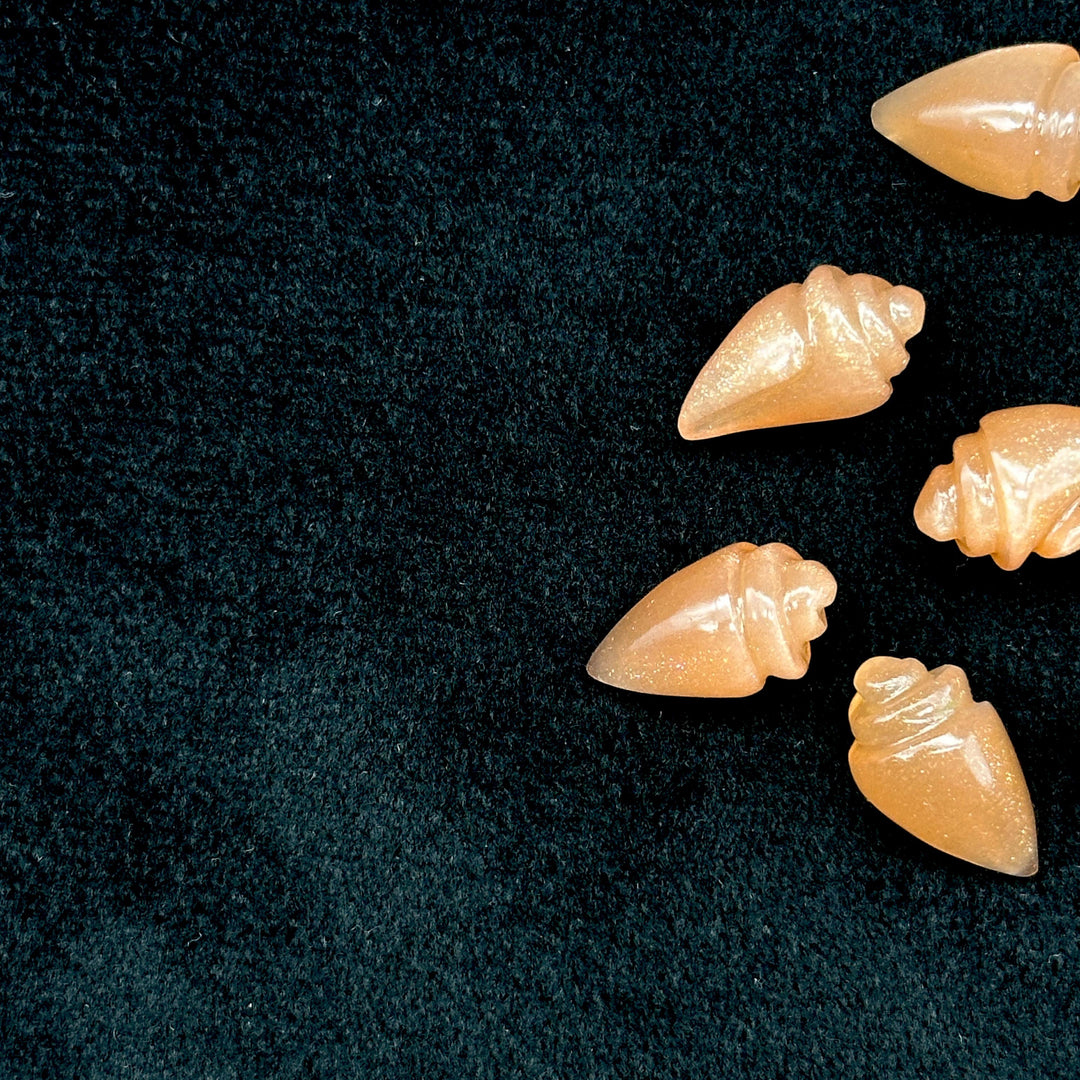 Natural Peach Moonstone Conch/Snail Shell Shape Carving, Moonstone Hand Carved Shell Shape Gemstone Beads, 18X10 MM Moonstone Loose Shell