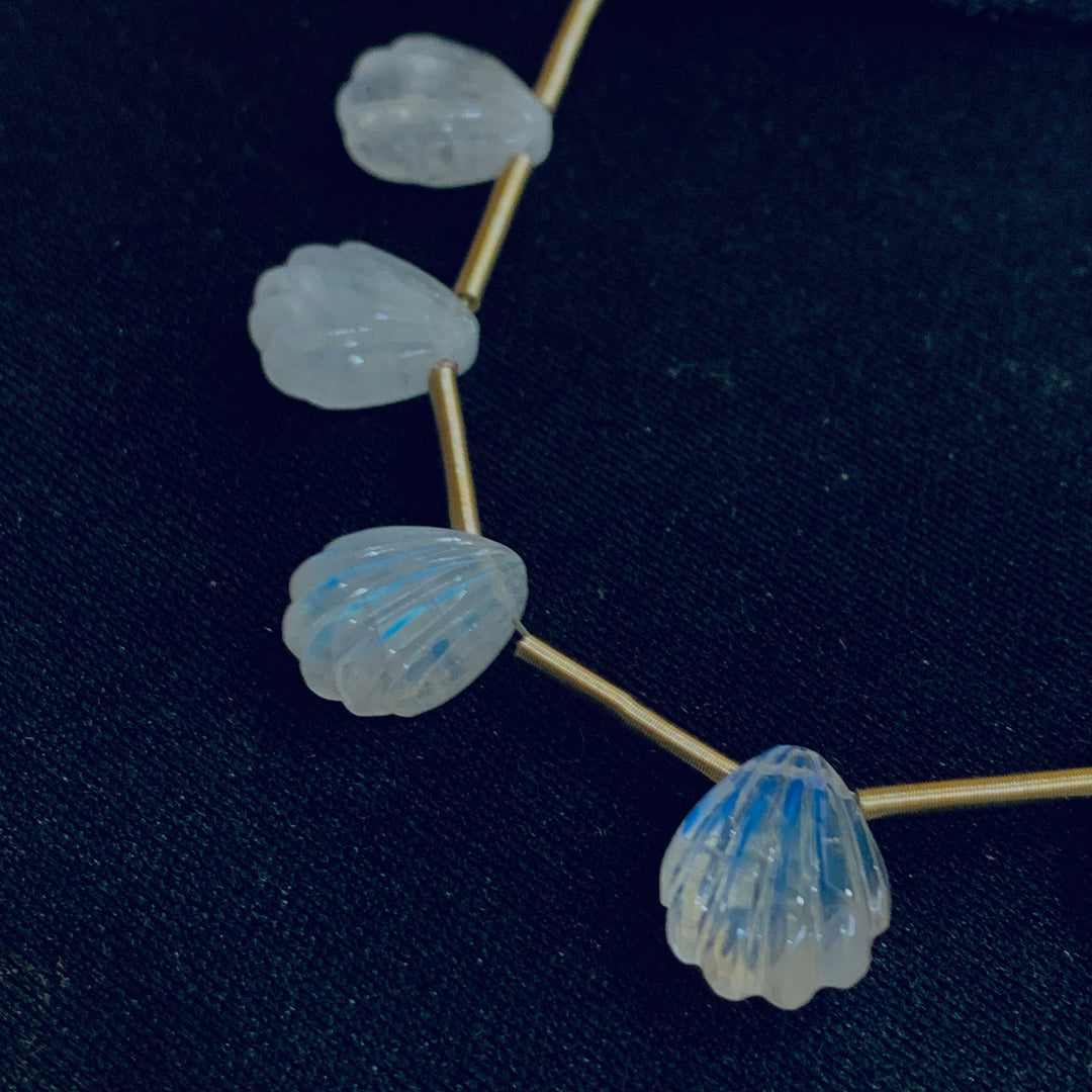 2,3,4,5,6 pcs 100% Natural Rainbow Moonstone Fancy Shape Carved Gemstone, Fancy Shape Carving, Carved Gemstone For Jewellery 12.3X10 mm