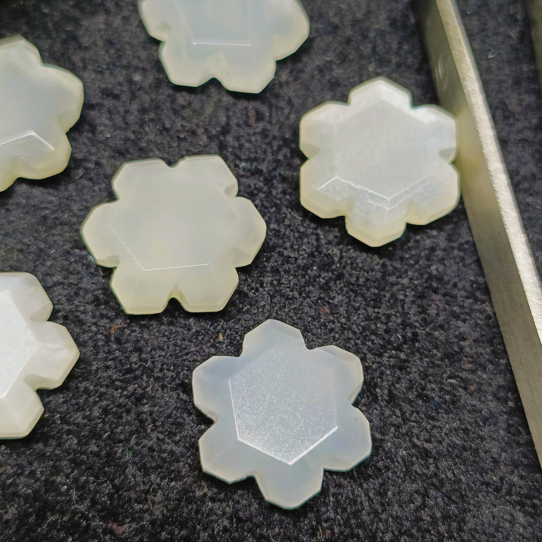 2,3,4,5 pcs 100% Natural moonstone Fancy Shape Carved Gemstone, Loose Gemstone, Fancy Shape Gemstone For Jewlery, Carved Gemstone 15 mm