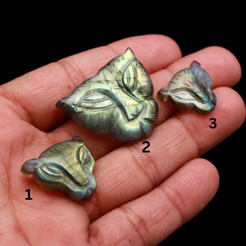 Flashy Labradorite Lion Face Carved Gemstone, Labradorite Crystal for Gifts, Reiki Healing