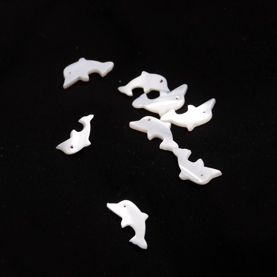 Natural White Pearl Dolphin Shape Beads, Mother of Pearl Dolphin Shape Beads, Fish Charms for Jewelry Making, 15 MM Straight Drill