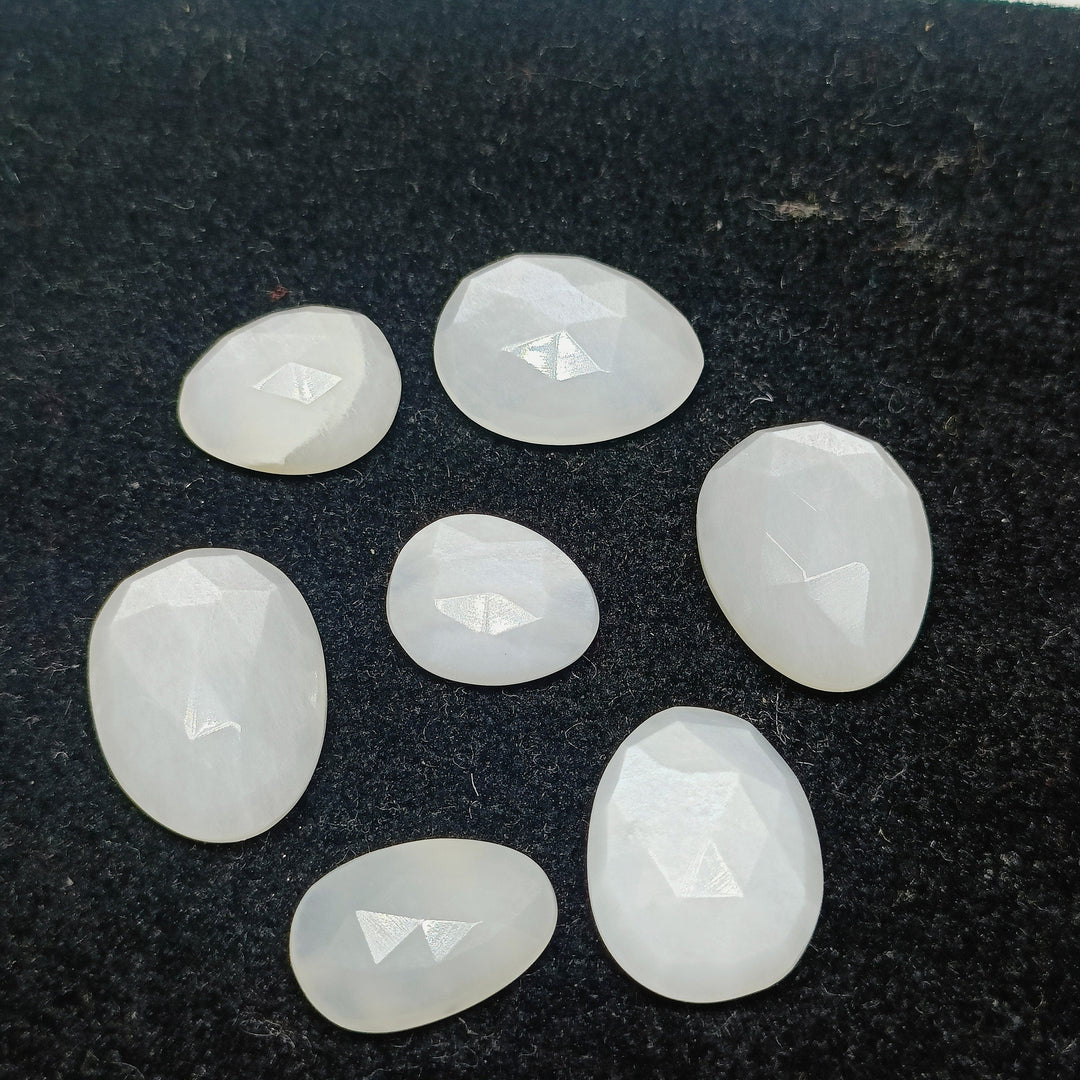 2,10,20,25,50pcs A-one Quality White Moonstone freeform Rosecut, Cut Stone rosecut, gemstone for jewelry,jewelry making rosecut15X13 16X13mm
