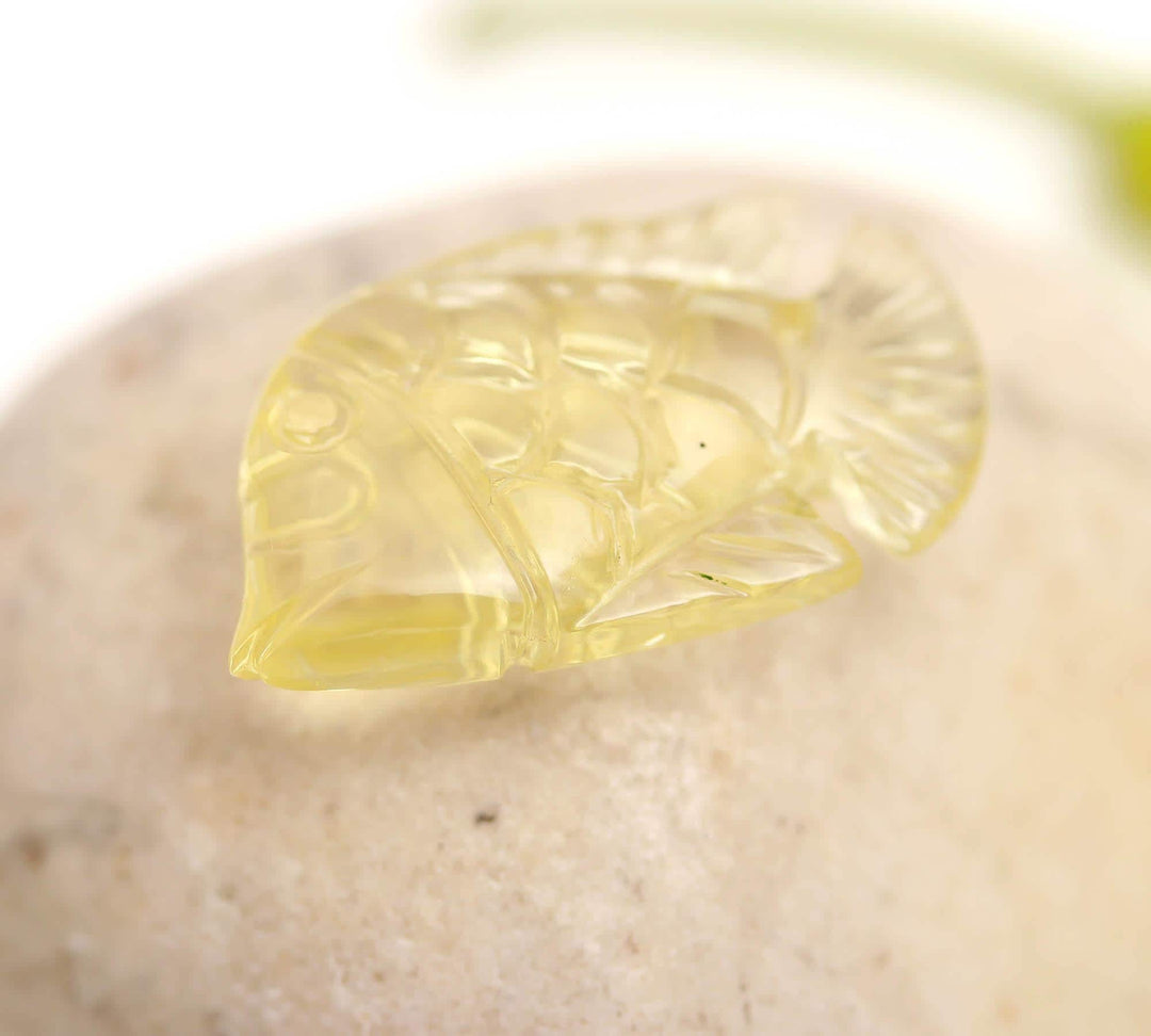 AAA Lemon Quartz Fish Shape Stone, Hand Carved Lemon Quartz Fish for Home Decor, 29 MM